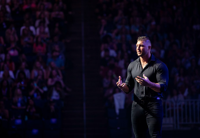 tim-tebow-speaker.jpg